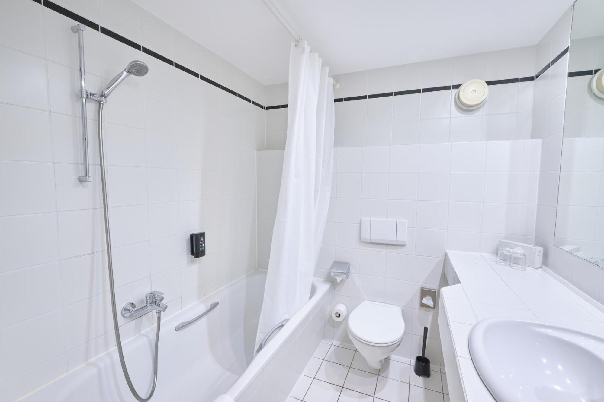 Hotel Plaza Duisburg Ngoại thất bức ảnh