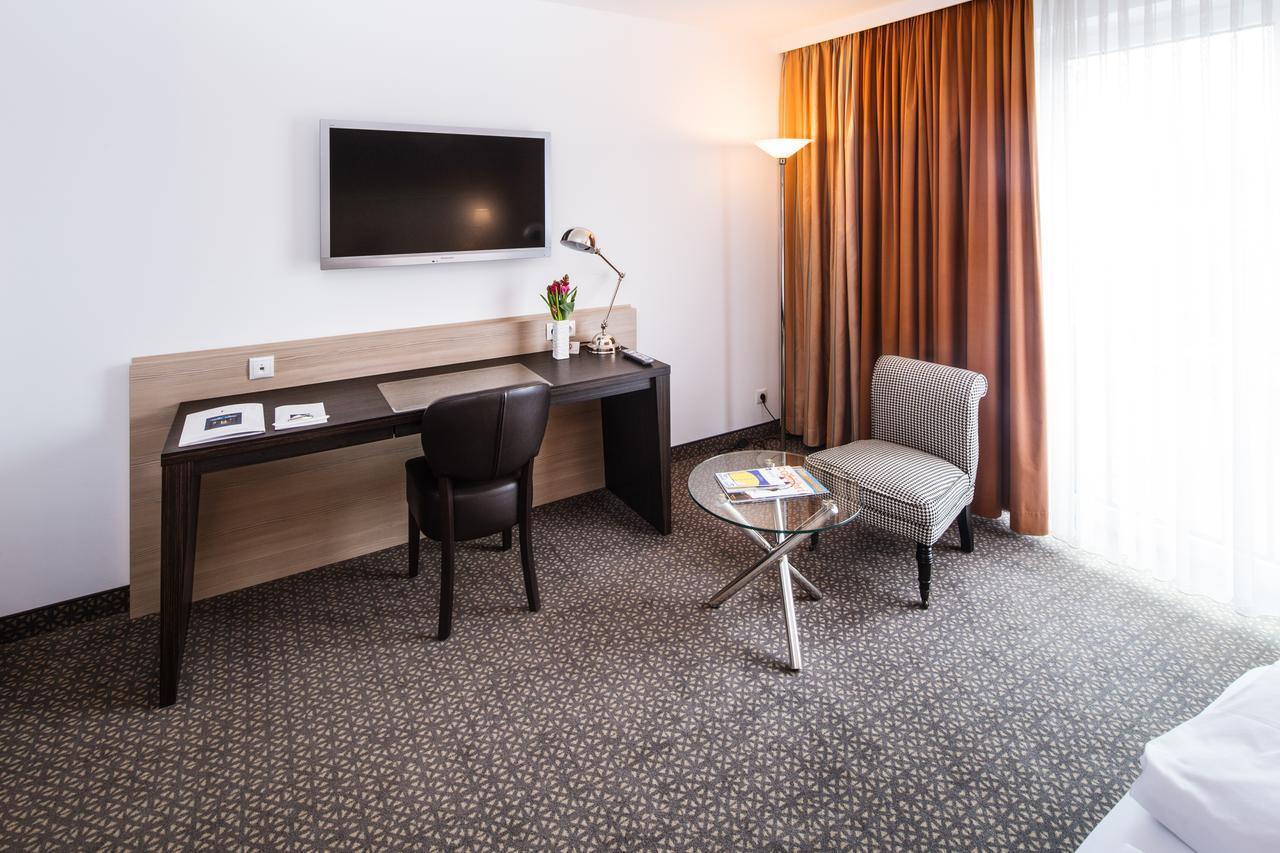 Hotel Plaza Duisburg Ngoại thất bức ảnh